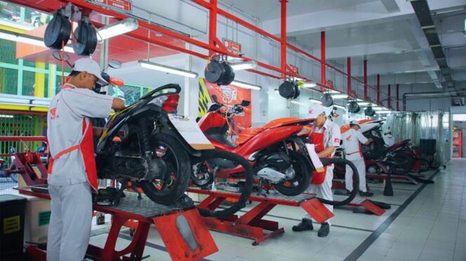 
Musim Hujan, Cek Rutin 5 Komponen Ini