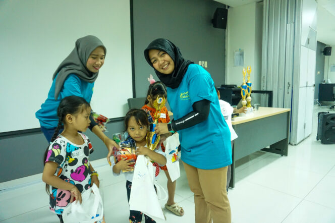 
Peduli Lingkungan Sekitar, Puluhan Karyawan MPM Honda Jatim Ikuti Program Employee Volunteering