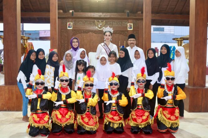 
Kunjungi Kota Pasuruan, Melati Putri Indonesia Ajak Anak-Anak Berani Meraih Mimpi