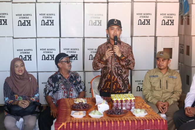 
Wakil Wali Kota Pasuruan Tinjau Kesiapan Logistik Pemilu 2024