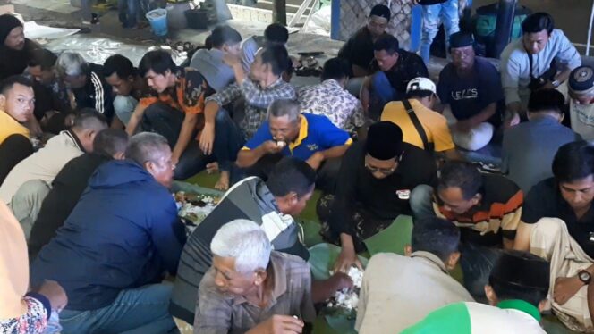
Nobar Debat Capres di Pasuruan Ala Santri