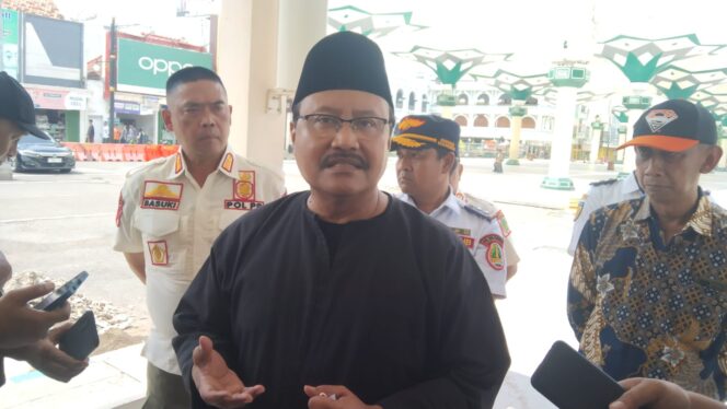 
Ada Satu Payung Madinah Bermasalah, Gus Ipul: Masih Ada Garansi 10 Tahun