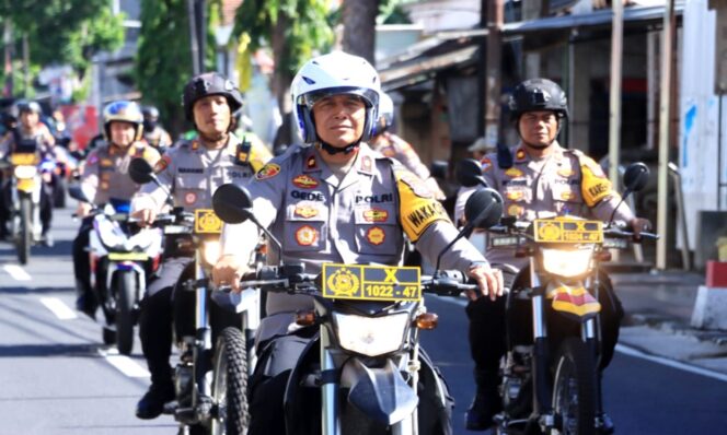 
6 Hari Menuju Pemilu, Polres Blitar Kota Gelar Apel Gabungan dan Patroli Skala Besar