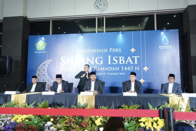 
Pemerintah Tetapkan 1 Ramadan 1445 H Jatuh pada 12 Maret 2024