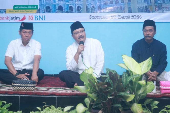
Air PDAM di Kota Pasuruan Sering Mati, Gus Ipul Minta Direksi PDAM Layani Masyarakat dengan Baik!