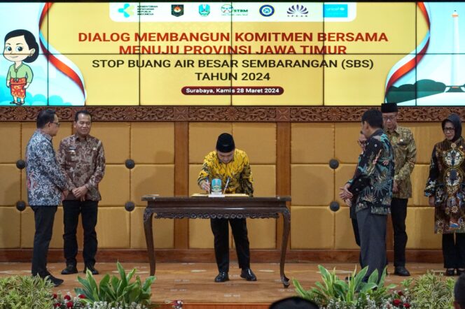 
Yuk Dulur, Dukung Kota Pasuruan Menuju 100 Persen Stop BAB Sembarangan 