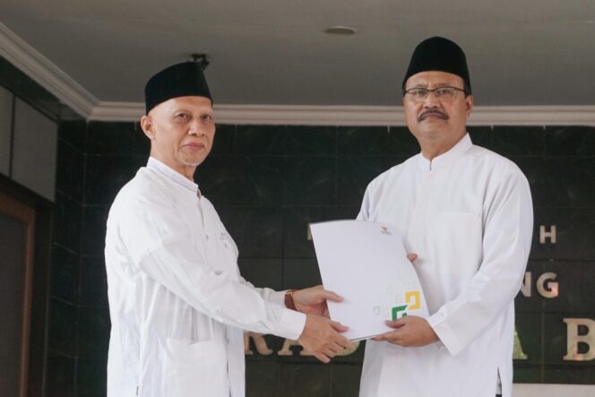 
Pemkot Pasuruan Salurkan Zakat Mal Melalui Baznas