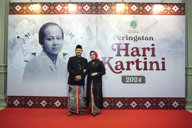 
Gus Ipul dan Bunda Fatma Kompak Suarakan Pentingnya Peran Perempuan dalam Pembangunan Daerah