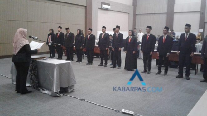
Bawaslu Kota Pasuruan Lantik Panwascam untuk Pilkada 2024