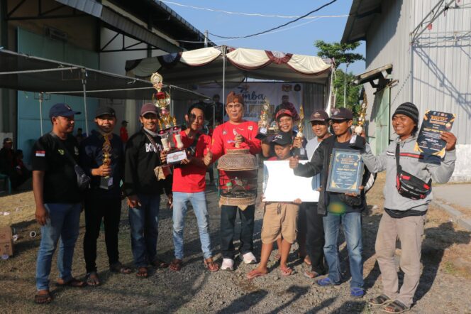 
Burung Bimo Raih Juara Umum Lomba Gacoran Perkutut Lokal Piala Bupati Probolinggo