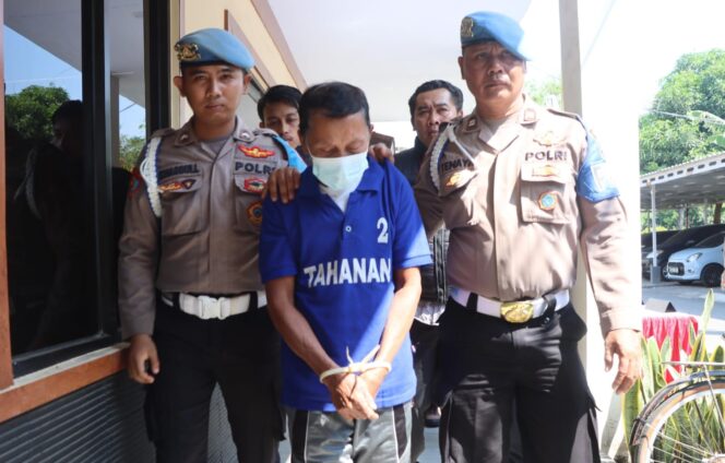 
Mbah Jon Cabuli 7 Anak di Gudang Kosong