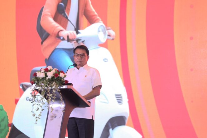
Moeldoko Sebut Kunci Hambatan dalam Ekosistem Kendaraan Listrik Adalah Kolaborasi