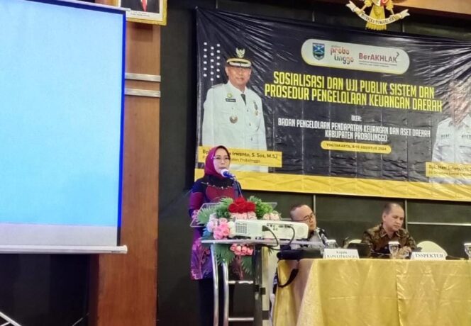 
Pemkab Berikan Sosialisasi dan Uji Publik Sisdur Pengelolaan Keuangan Daerah Bagi PPK-SKPD