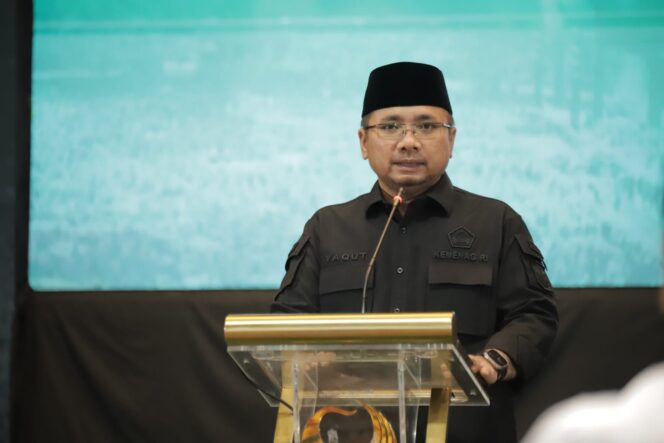 
834 Santri Lolos Seleksi Beasiswa, Menag: Investasi Dana Abadi Pesantren untuk Negeri