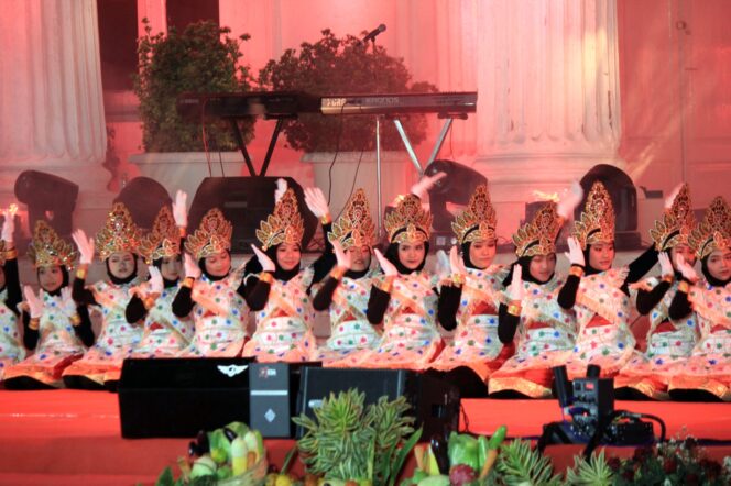 
Gelaran Resepsi Malam Kenegaraan di Kota Pasuruan Berlangsung Meriah