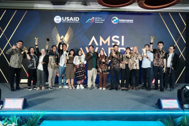 
11 Media Siber Raih Penghargaan AMSI Awards 2024, Ini Daftarnya….