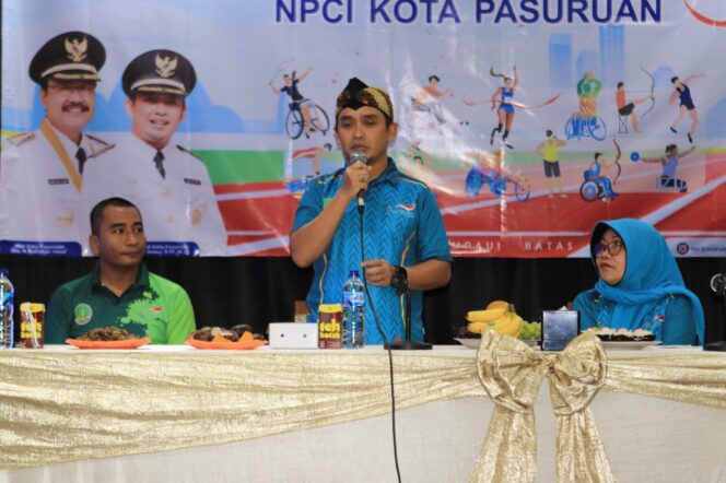 
Mas Adi Beri Dukungan dan Motivasi Atlet Disabilitas Raih Prestasi 