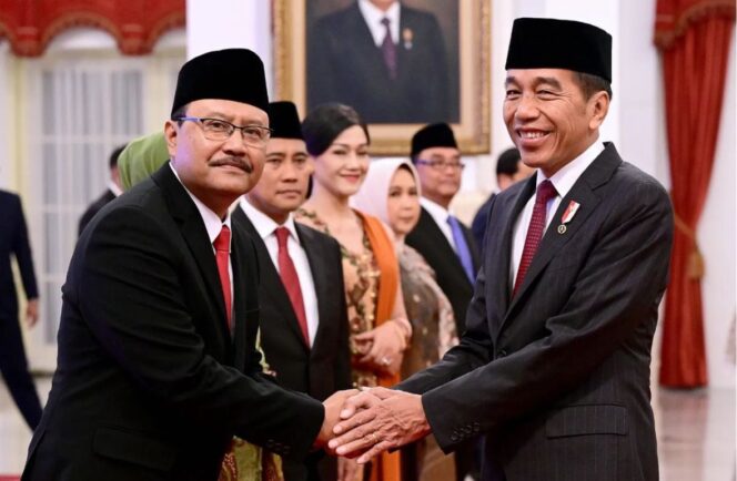 
Gus Ipul Dilantik Jadi Mensos, Roda Pemerintahan di Kota Pasuruan Dipegang Adi Wibowo