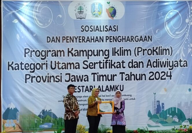 
SMAN 1 Maron Raih Penghargaan Adiwiyata Provinsi Jawa Timur 2024