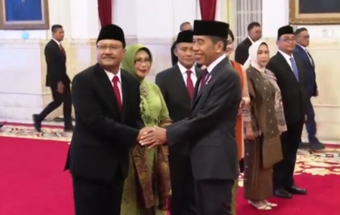 
Resmi Dilantik Jokowi Jadi Mensos, Gus Ipul Banjir Ucapan Selamat dari Warga Nahdliyin