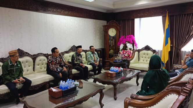 
Rektor Unair Dukung Pembentukan ISNU Cabang Khusus Airlangga
