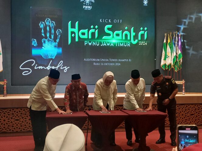 
PWNU Jatim Lakukan “Kick Off” Hari Santri 2024 di Unusa
