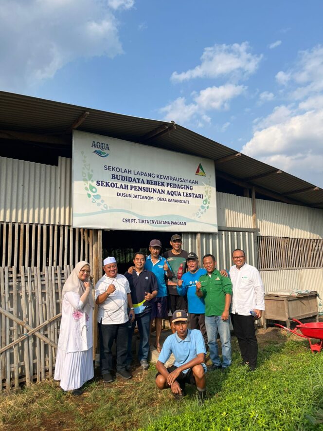 
Bappelitbangda Kabupaten Pasuruan Kunjungi Sekolah Pensiunan Aqua Lestari