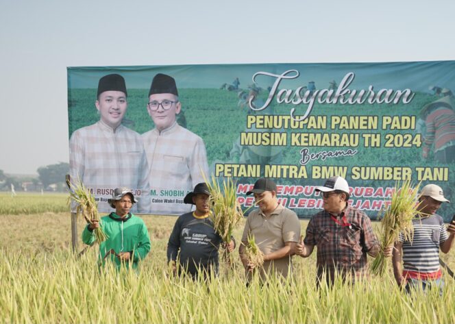 
Hadiri Panen Raya Padi, Mas Rusdi Janji Sejahterakan Nasib Petani