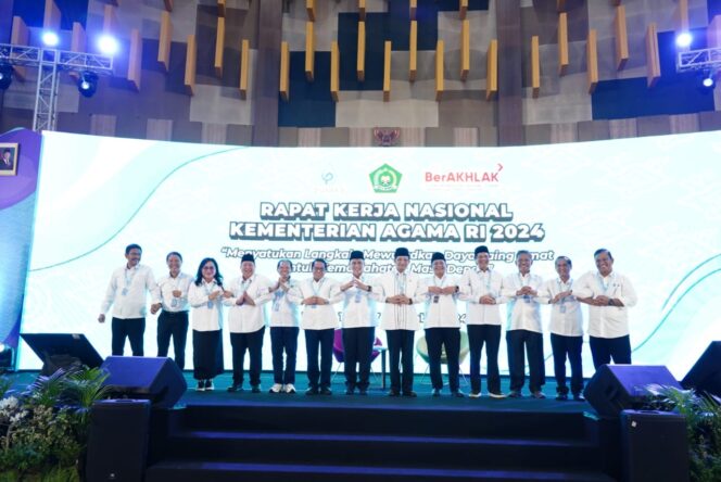 
Rakernas, Pimpinan Kemenag Tegaskan Komitmen Lebih Melayani Umat