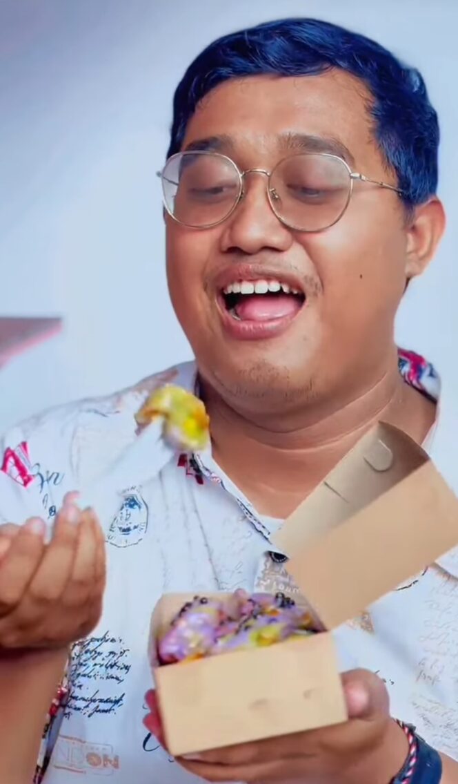
Yuk, Rasakan Lezatnya Cemilan Pisang di Queen Banana