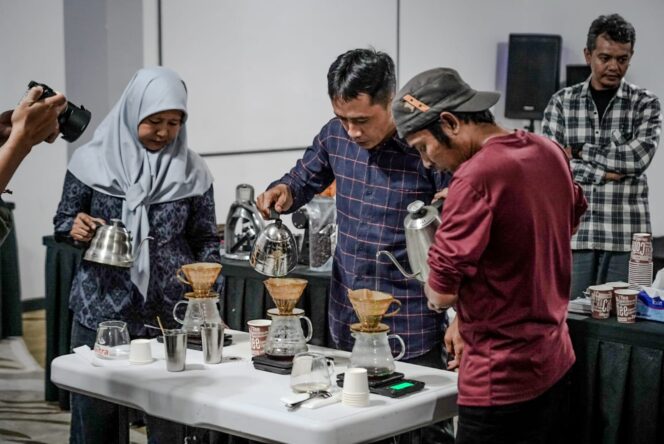 
HCML Media Gathering 2024: Serunya Belajar Seduh Kopi ke Barista