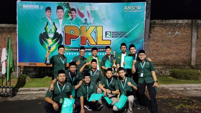 
Keponakan Mensos Gus Ipul Raih Juara I Peserta Terbaik PKL 2 Mojokerto