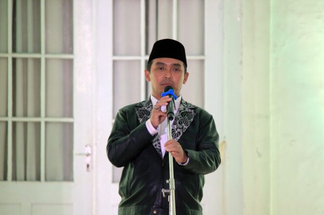
Refleksi Akhir Tahun, Mas Adi Ajak Masyarakat Bergandeng Tangan Sambut Masa Depan Lebih Baik