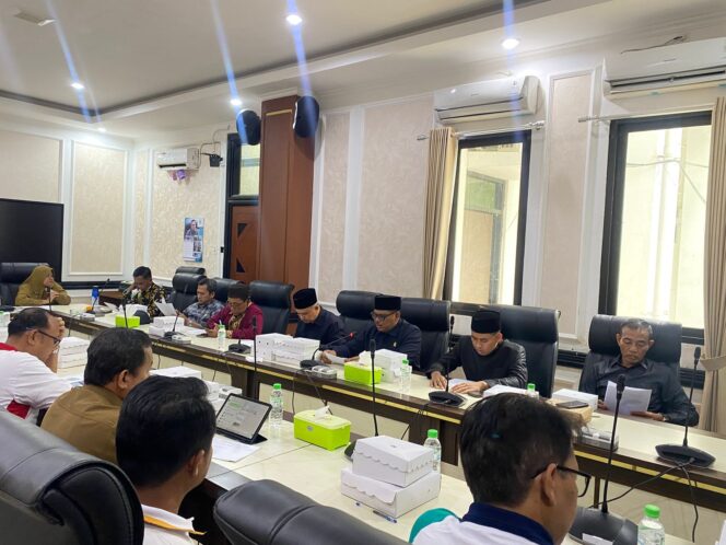 
DPRD Kabupaten Pasuruan Terus Kebut Pembahasan 36 Raperda