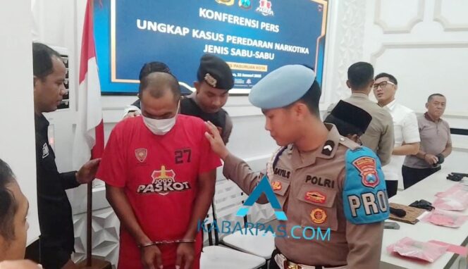 
Nyambi Edarkan Sabu, Seorang Jukir di Pasuruan Ditangkap