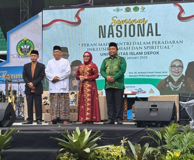 
Harlah ke-35 Ponpes Al-Karimiyah, Menteri PPPA Hadiri Seminar Nasional di Kampus Universitas Islam Depok