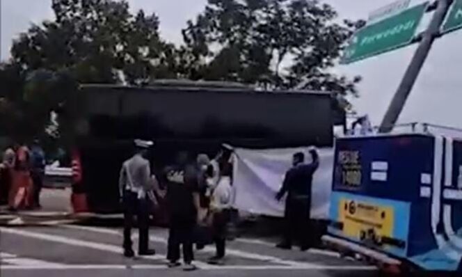 
Berikut Nama-nama Korban Laka Maut Bus Rombongan Siswa SMAN 1 Porong
