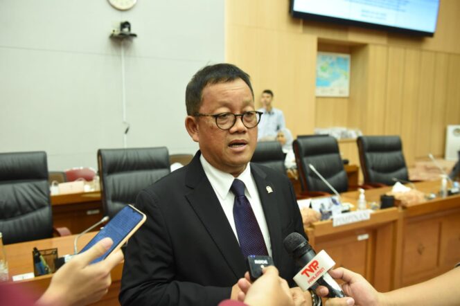 
Atasi Kelangkaan, Sugeng Suparwoto Usulkan Formalisasi Pengecer LPG 3 Kg
