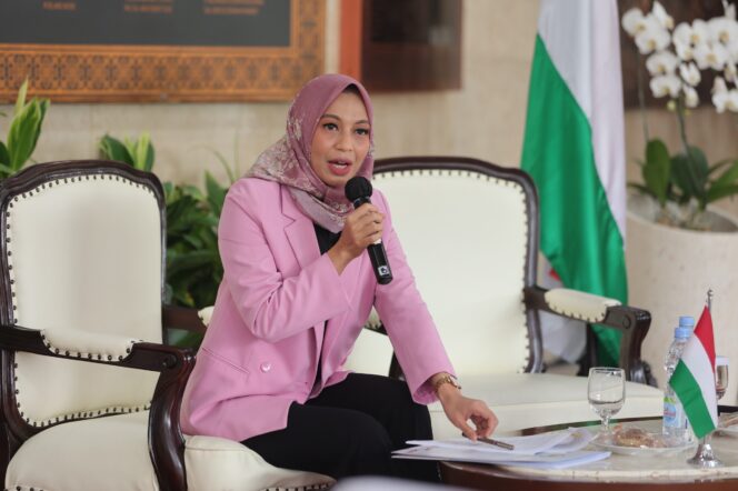 
Senator Mirah Dukung Penurunan Tarif Tiket Pesawat Domestik Jelang Lebaran 2025