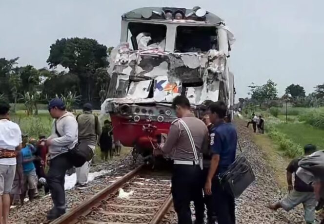 
KAI Daop 7 Madiun Sampaikan Permohonan Maaf Atas Kecelakaan Kereta di Ngadiluwih