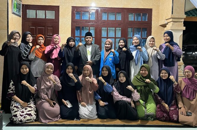 
Tanamkan Penguatan Keagamaan Kader Putri, PC Kopri Jember Gelar Pondok Ramadan