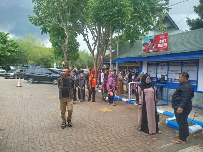 
Liburan Lebaran 2025, The Bentar Beach Jadi Jujugan Wisatawan
