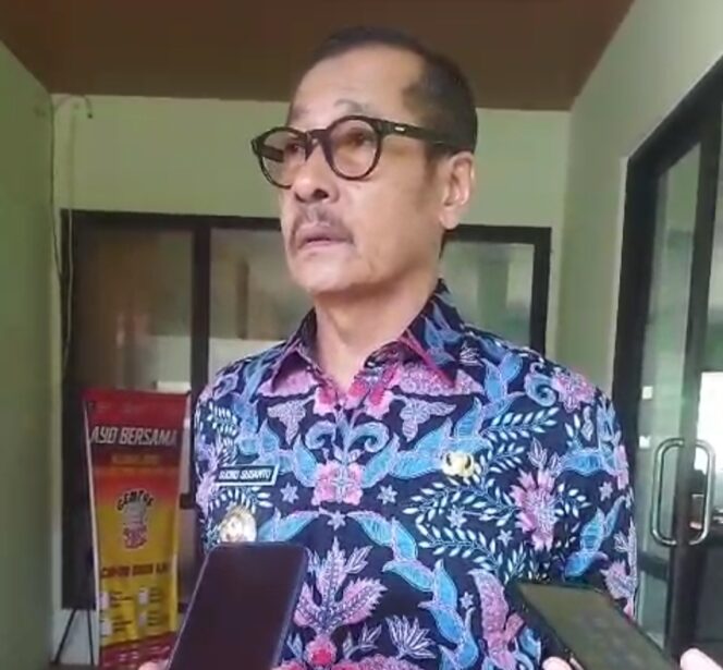 
Wabup Djoko Susanto Kecele Datang ke Bapenda, Fauzi Sebut Tak Ada Surat Pemberitahuan Resmi