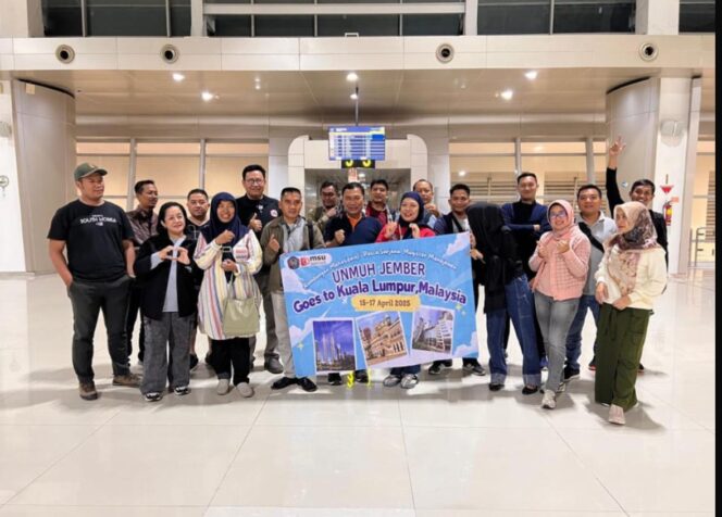 
Keterlaluan! Sekretaris Dinkes Jember Pelesiran Tanpa Izin Bupati, Ribuan Nakes Gigit Jari