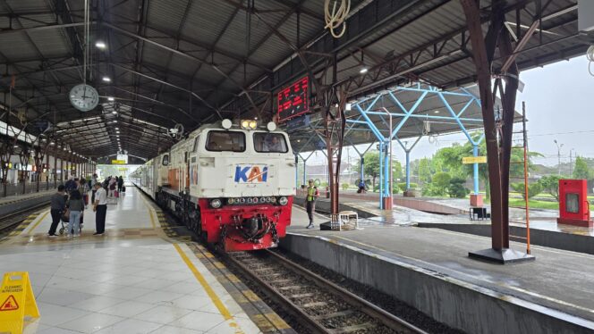 
Libur Paskah, Lonjakan Penumpang Kereta Api di Daop 5 Capai 125%