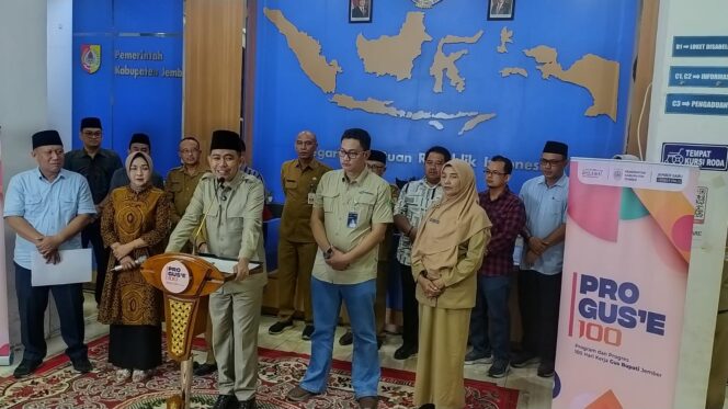 
Seluruh Kecamatan Sudah Sosialisasi, Pembentukan Koperasi Merah Putih di Jember Sesuai Jalur