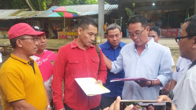 
Sidak DPRD Jember Perkuat Klaim Ahli Waris Atas Kepemilikan Pemandian Patemon