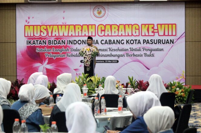 
Hadiri Muscab IBI ke VIII, Mas Adi : Negara Telah Hadir Ditengah tengah Masyarakat Pada Sektor Kesehatan dan Pendidikan