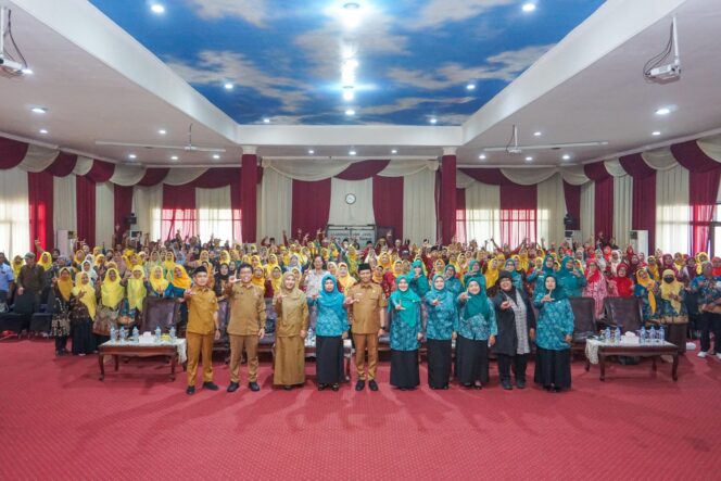 
Mas Nawawi Ajak Lansia Bahagia Lewat Hobi dan Bijak Menghadapi Era Digital
