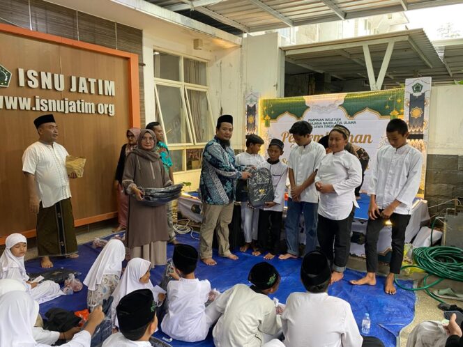 
Spirit Ketaatan Nabi Ibrahim Jadi Inspirasi Kegiatan Kurban dan Santunan ISNU Jatim